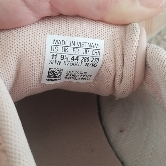 Pink Adidas sneakers - Picture 5 of 5